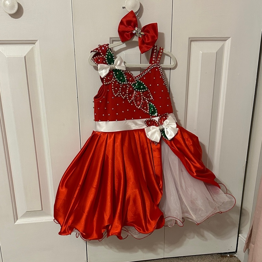 Jenniferwu 4t holiday/ pageant dress